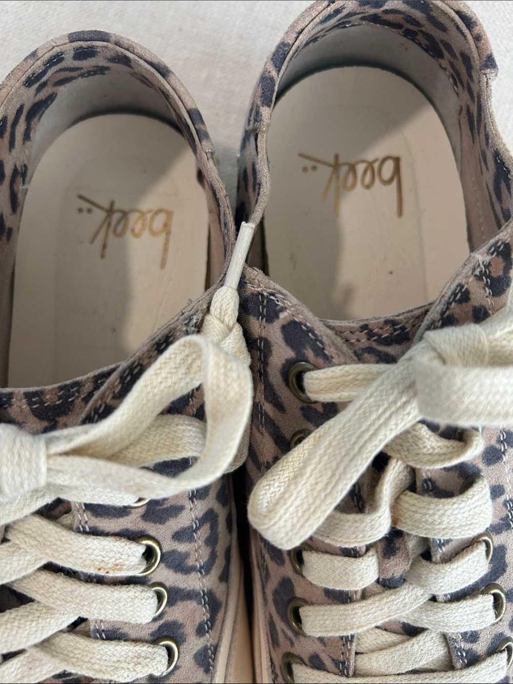 Beek Sanderling Sneaker Leopard print, size 7, NEW display pair, laces flawed - Picture 8 of 13